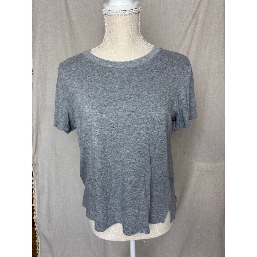 Argent Gray Crewneck Short Sleeve T-Shirt Size Medium